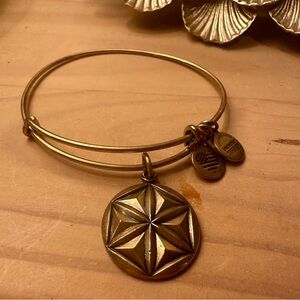 Alex and Ani APHRODITE'S FLOWER bracelet